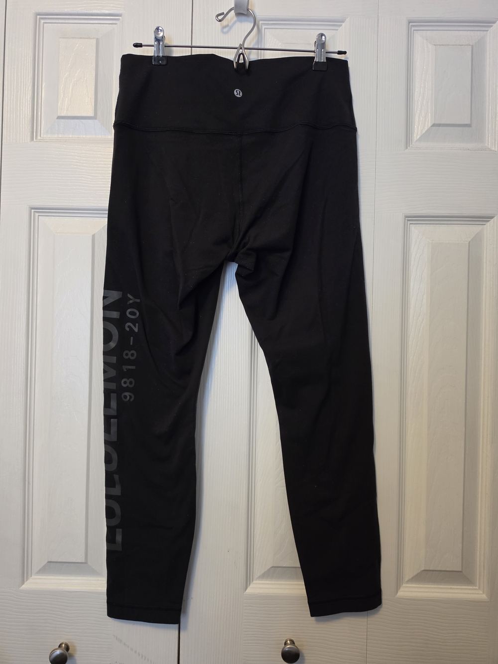 LuluLemon Black Leggings - Picture 3 of 4